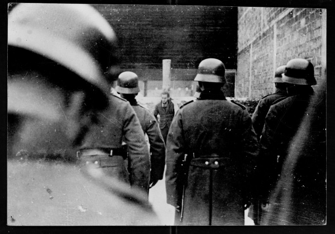Résistance. Exécution de Robert Deregnaucourt dans les fossés de la citadelle d'Amiens, le 10 janvier 1941