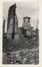 Amiens. Le beffroi et la rue des Chaudronniers après les bombardements de 1940