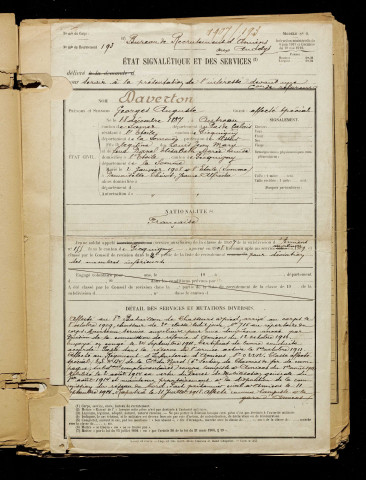 Daverton, Georges Auguste, né le 18 décembre 1887 à Outreau (Pas-de-Calais), classe 1907, matricule n° 155, Bureau de recrutement d'Amiens