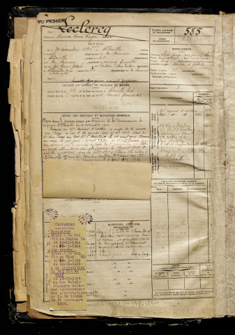 Leclercq, Maurice René Roger, né le 30 décembre 1894 à Abbeville (Somme), classe 1914, matricule n° 585, Bureau de recrutement d'Abbeville