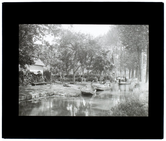 Chemin de halage près de Camon - 1909