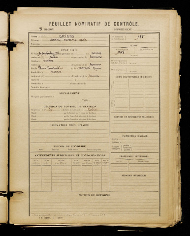Crigny, Daniel Fulgence Marie, né le 10 septembre 1898 à Bonnay (Somme), classe 1918, matricule n° 185, Bureau de recrutement d'Amiens