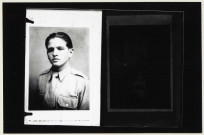 Portrait d'un soldat allemand en chemise et cravate
