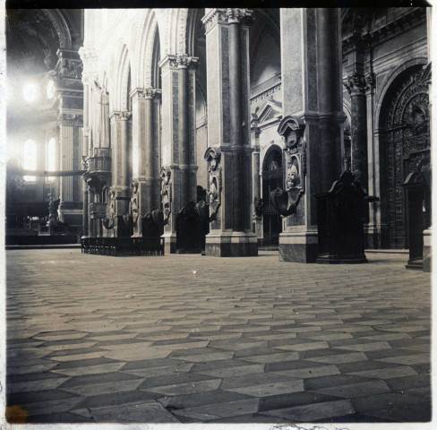 Naples - Eglise Saint-Janvier - Intérieur