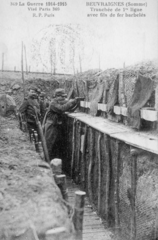 Beuvraignes (Somme) - Tranchée de 1ère ligne avec fils de fer barbelés
