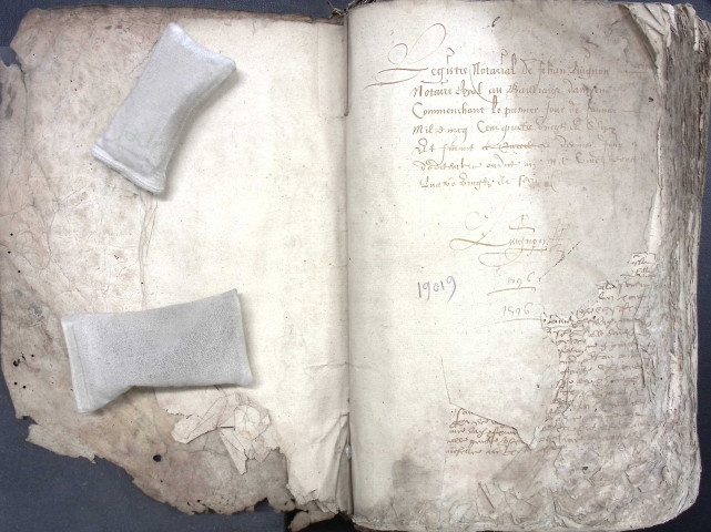 Etude de Me Jean Quignon à Amiens (étude n°22). Minutes de l'année 1596