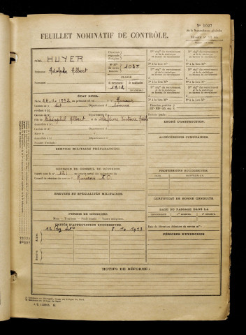 Huyer, Adolphe Albert, né le 24 novembre 1892 à Amiens (Somme), classe 1912, matricule n° 1035, Bureau de recrutement d'Amiens