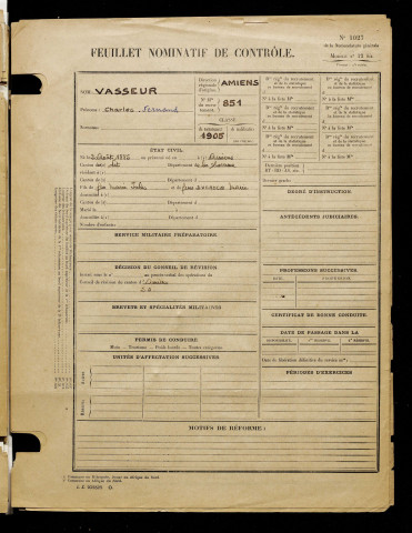 Vasseur, Charles Fernand, né le 02 août 1885 à Amiens (Somme), classe 1905, matricule n° 851, Bureau de recrutement d'Amiens
