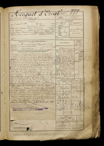Hecquet D'orval, Emile Ferdinand Honoré, né le 05 avril 1892 à Paris (Paris), classe 1912, matricule n° 777, Bureau de recrutement d'Abbeville
