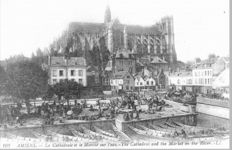 La Cathédrale et le Marché sur l'eau - The Cathedral and the Market on the River