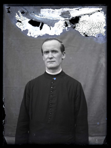 Portrait d'un prêtre