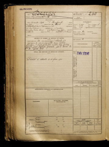 Degryse, Raymond Marie Camille, né le 14 août 1901 à Hazebrouck (Nord), classe 1921, matricule n° 240, Bureau de recrutement d'Abbeville