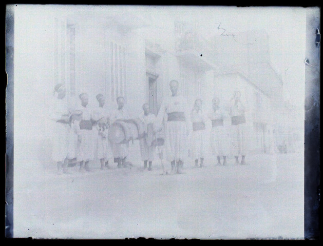 Nouba du bataillon du 2e tirailleurs à Philippeville - juillet 1899