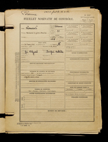 Roussel, Fernand Eugène Charles, né le 24 mars 1898 à Paris 18e Arrondissement (Paris), classe 1918, matricule n° 22, Bureau de recrutement de Péronne