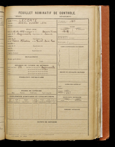 Lecomte, Daniel Eusèbe Léon, né le 17 décembre 1897 à Tours-en-Vimeu (Somme), classe 1917, matricule n° 130, Bureau de recrutement d'Abbeville