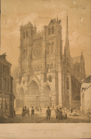 Portail de la cathédrale à Amiens