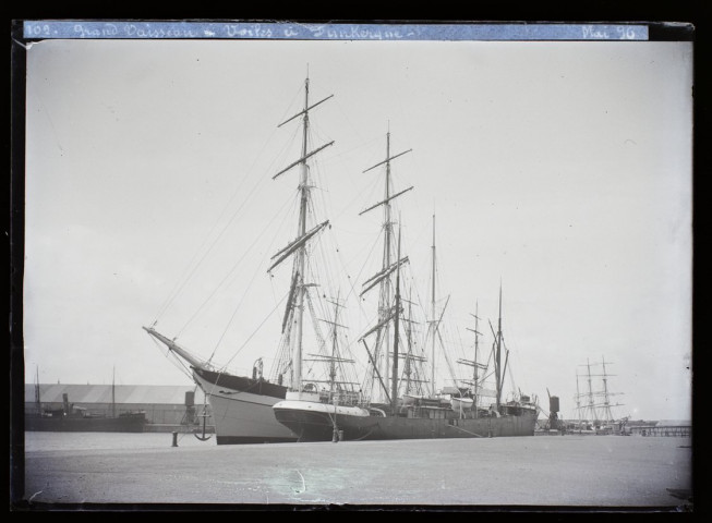 Grand vaisseau à voiles à Dunkerque - mai 1896