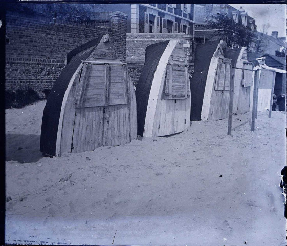 Le Crotoy (Somme). Cabines de plage