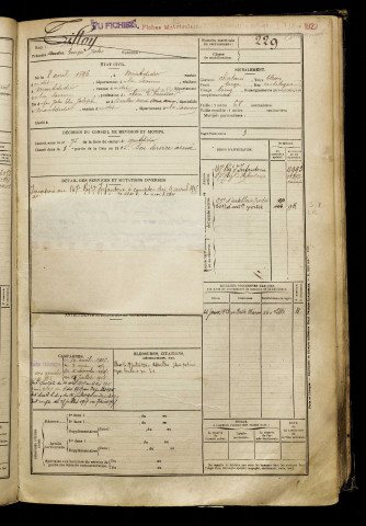 Tilloy, André Georges Jules, né le 08 avril 1896 à Montdidier (Somme), classe 1916, matricule n° 229, Bureau de recrutement de Péronne