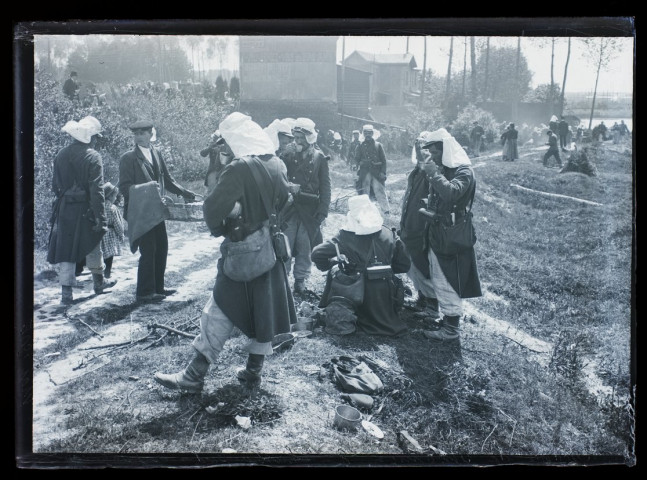 Retour de Sissonne - 8e chasseurs à pied - mai 1905 à Longueau