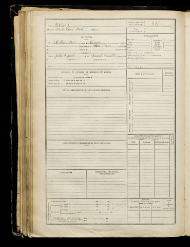Robin, Henri Louis Marie, né le 26 mai 1901 à Rennes (Ille-et-Vilaine), classe 1921, matricule n° 916, Bureau de recrutement de Péronne