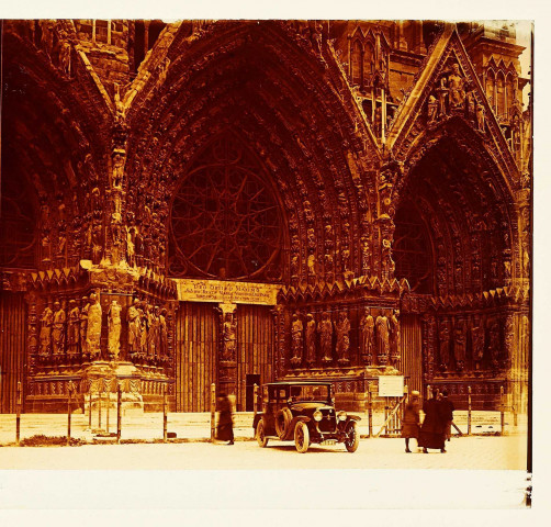 Reims. La cathédrale, portail d'entrée