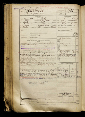 Gourbière, Fernand Vincent, né le 03 juin 1889 à Poeuilly (Somme), classe 1909, matricule n° 732, Bureau de recrutement de Péronne