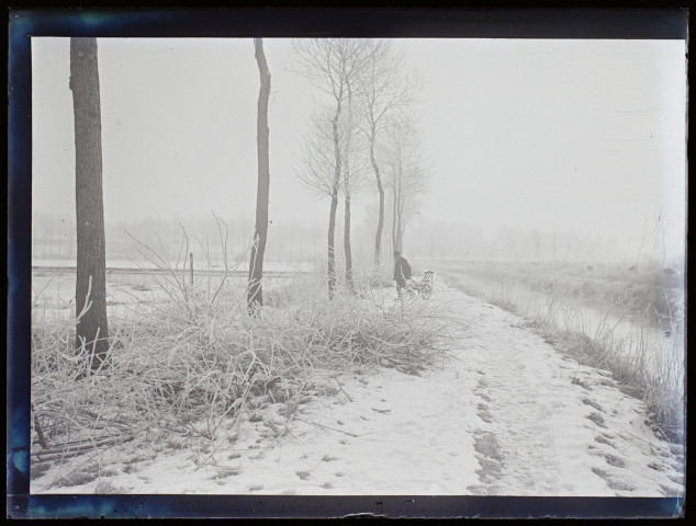 Petit chemin de halage près de Boves - février 1902