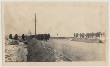 Passage de troupes britanniques à Chuignolles durant l'hiver 1916-1917