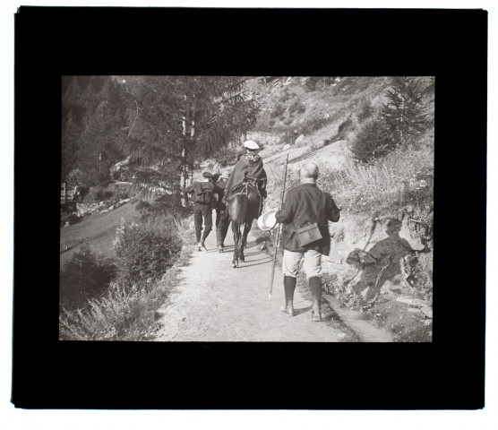 Suisse chemin du lac Noir le départ - juillet 1903