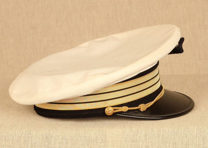 Uniforme d'un capitaine d'aviation