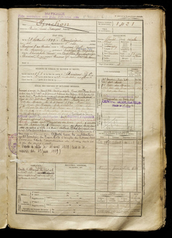 Pinchon, André Louis François, né le 28 septembre 1899 à Compiègne (Oise), classe 1919, matricule n° 1421, Bureau de recrutement d'Amiens