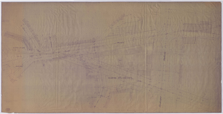 Amiens. Esplanade de la Hotoie, place du Marché aux Chevaux, boulevard Faidherbe