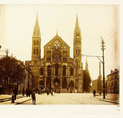 Reims. Eglise Saint-Rémy