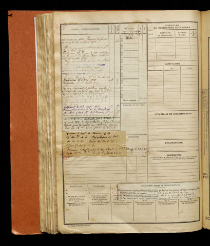 Laperche, Marie Charles Jean Bernard, né le 02 novembre 1892 à Paris 16e Arrondissement (Paris), classe 1912, matricule n° 1126, Bureau de recrutement d'Abbeville