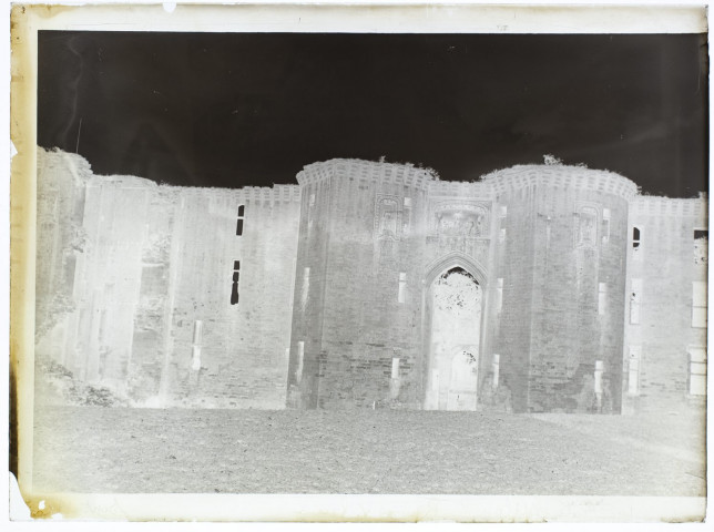 La Ferté-Milon ruines vue place - septembre 1901