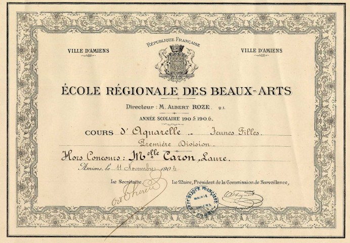 Diplômes de l'école régionale des Beaux-Arts de la ville d'Amiens, dirigée par Albert Roze, décernés à Laure Caron au cours des années scolaires 1905-1906 et 1906-1907
