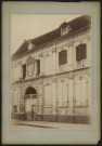 Abbeville. Hôtel Louis XVI, rue Saint-Gilles