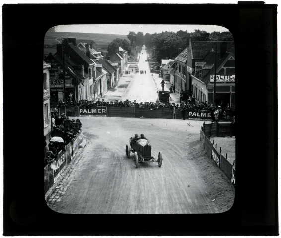 Circuit de Picardie 1913. Goux au virage de Moreuil
