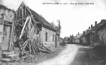 Bayonvillers en 1918 - Rue des Cloîtres (côté Sud)