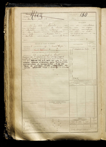 Hiez, Adrien Joseph Jules, né le 25 juin 1888 à Fieffes-Montrelet (Somme), classe 1908, matricule n° 180, Bureau de recrutement d'Abbeville