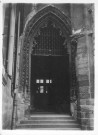 Cathédrale de Saint-Quentin : la porte latérale