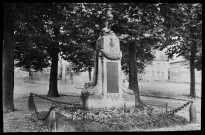 Saint-Riquier. Le Monument aux morts