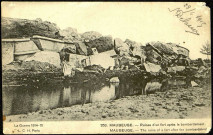 Carte photo intitulée "Maubeuge. Ruines d'un fort après le bombardement". Correspondance Sosthènes Delassus à son épouse Louise Delattre