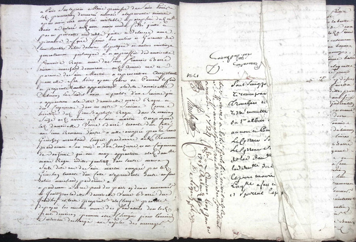 Etude de Me Jean Baptiste Fournier à Amiens (étude n°4). Minutes de l'année 1724