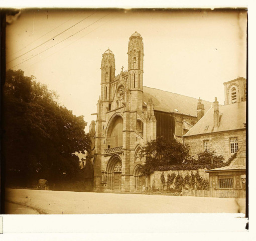 Laon. Eglise Saint-Martin