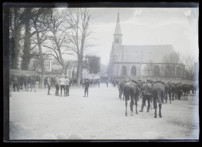 Départ du 19e chasseurs à cheval à Cagny - 2 avril 1914