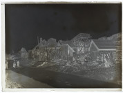 [Village détruit par les bombardements durant la première guerre mondiale]