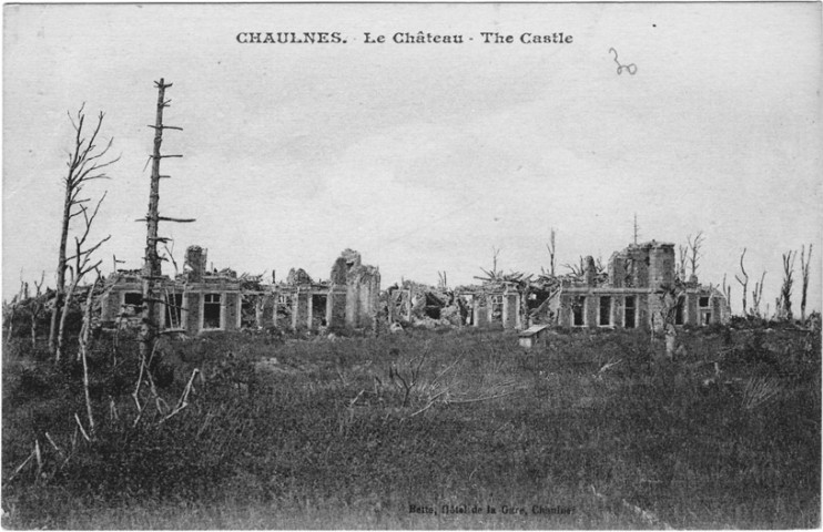 Chaulnes. Le Château - The Castle