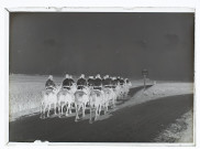 Chasseurs à cheval route de Saleux - juin 1902